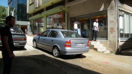 AFŞİN'DE ESNAFLAR ŞİKAYETÇİ-HALİL DEMİR