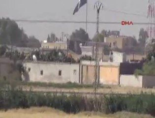 IŞİD TÜRKİYE SINIRINA TEKRAR BAYRAK ASTI