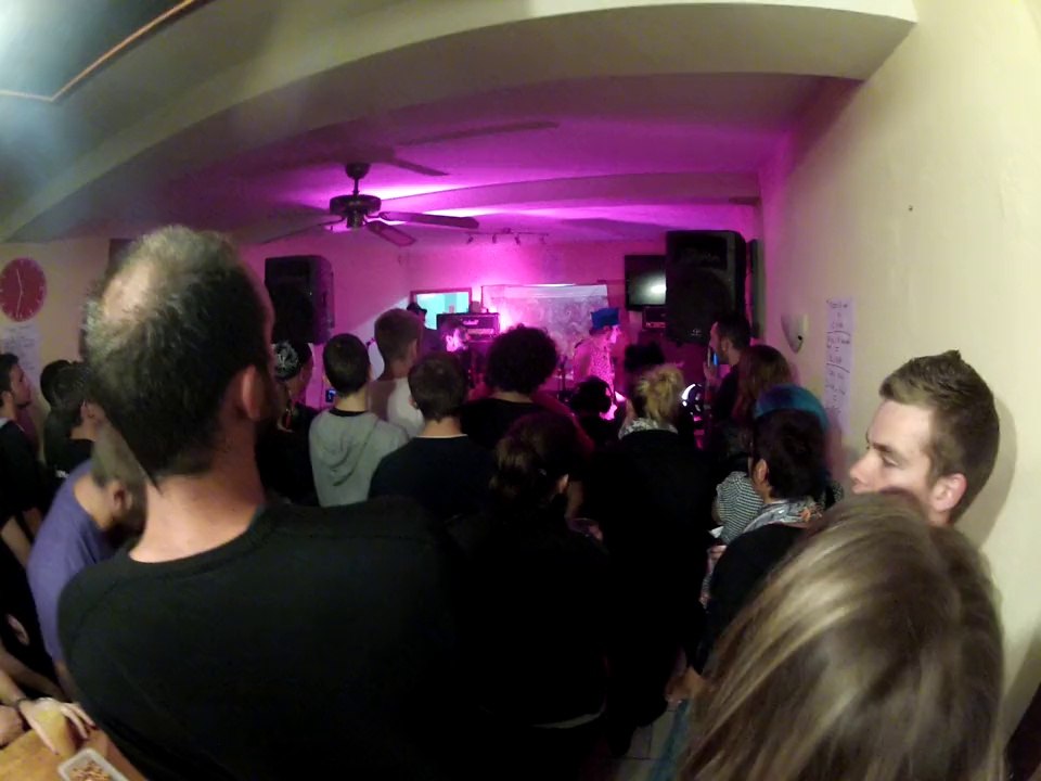 1 Les Vilains Clowns chez Pizza Tony à Brézé le 28 juin 2014 !