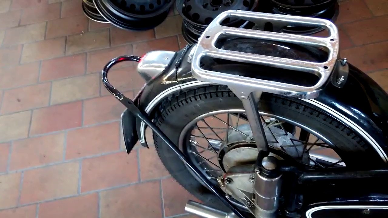 Chang Jiang CJ 750 Seitenventiler im Leerlauf mit Dellorto