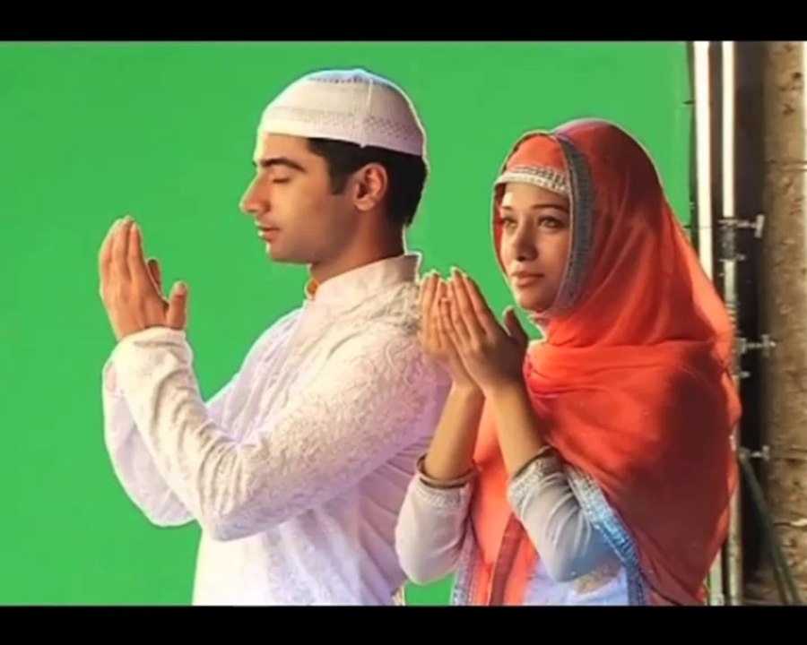 Beintehaa Zain observes Roza for the first time