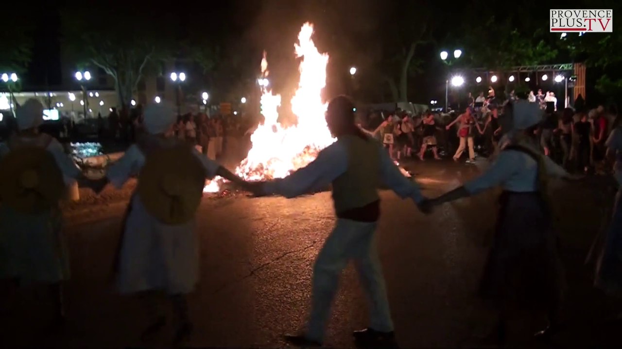 Feu de la Saint Jean 2014 à Aix-en-Provence