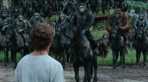 'Dawn of the Planet of the Apes' Movie Clip ('Apes Do Not Want War')