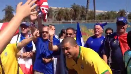 Mondial 2014 : les supporters français chantent la Marseillaise au Brésil