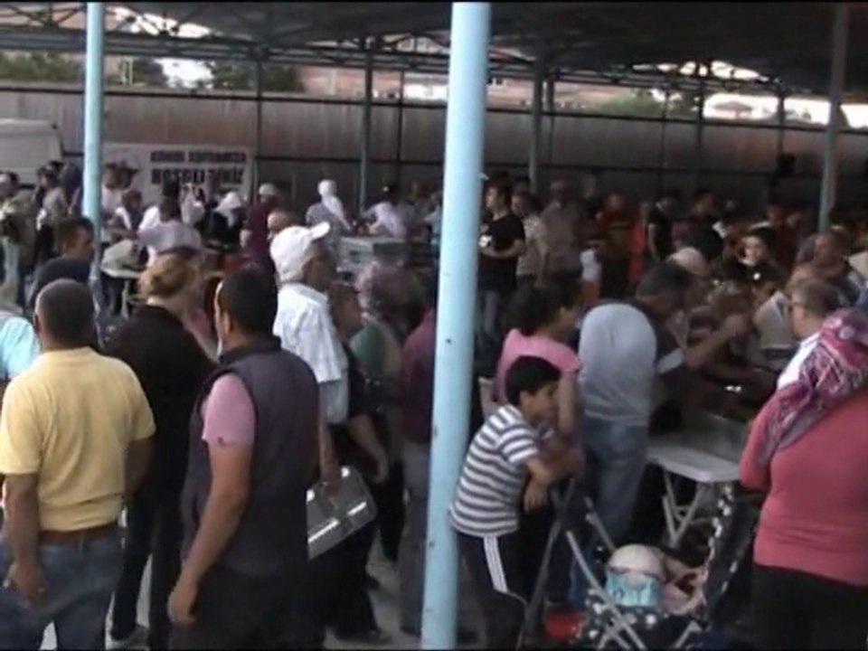 TOKİ İftar Çadırı Hıncahınç