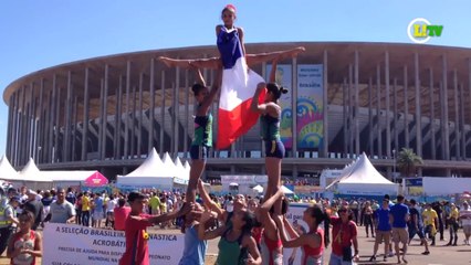 Ginastas arrecadam dinheiro para Mundial no Mané Garrincha