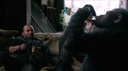 'Dawn of the Planet of the Apes' Movie Clip ('You Want a Drink')
