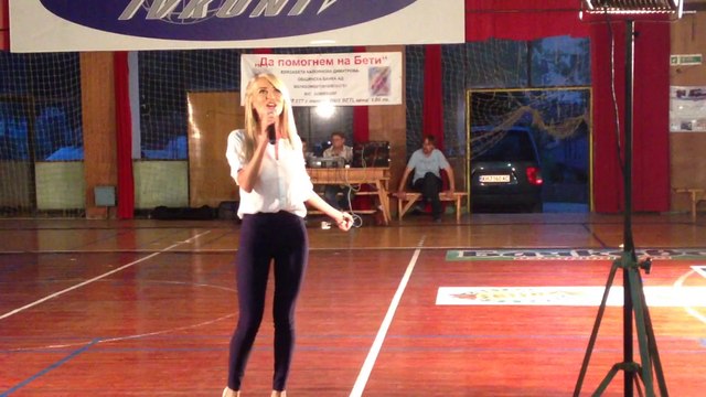 Славена - Разпродажба на мечти (live) в помощ на Бети