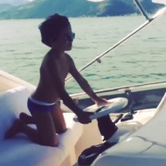 Filho de ex-corintiano comanda o barco do pai; confira