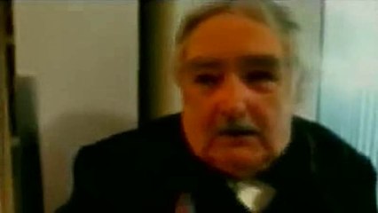 Mujica dice que los de la FIFA son una manga de viejos hijos de puta