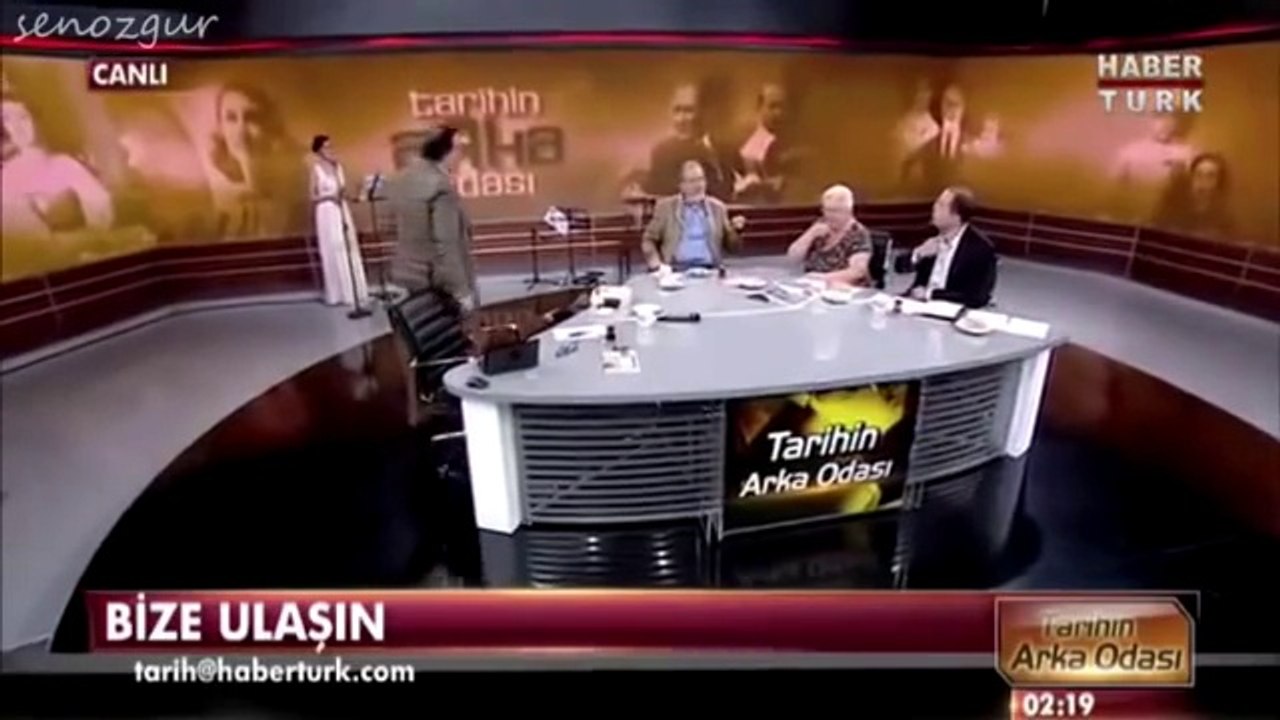 Canlı Yayında Olduğunu Farketmeyip Küfür Eden İlber Ortaylı