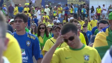 World Cup: France fans dance in the streets of Brasilia