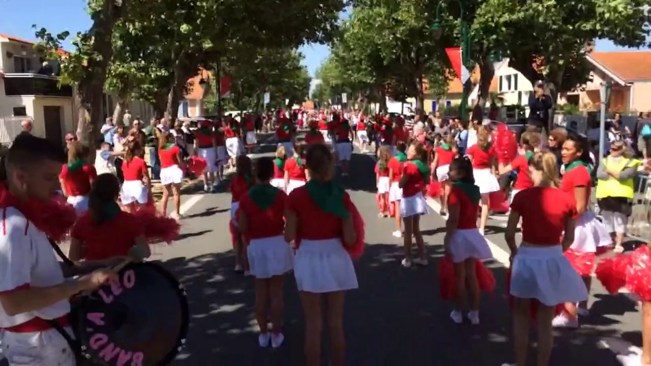 Au cœur du défilé - BAND´A LEO - juin 2014