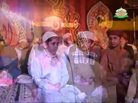 Muhammad Owais Raza Qadri New 2014 Mehfil E Naat in Karachi 7 May 2014