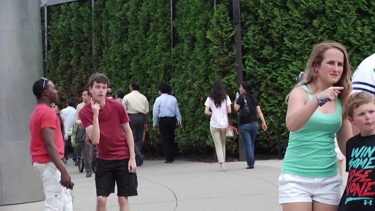 Kissing Picture Prank