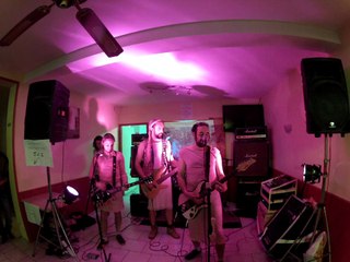 3 Les Pink Lady chez Pizza Tony