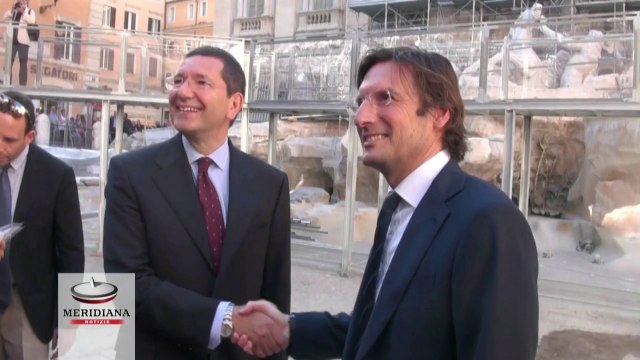 Restauro-show Fontana di Trevi, una passerella per continuare a visitarla