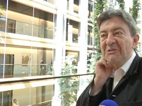 ZAPPING - Garde à vue de Sarkozy: acharnement , déliquescence de la vie politique ou justice ordinaire?