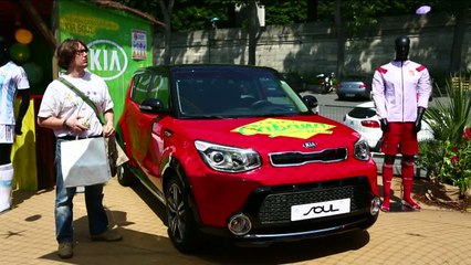 Kia Cabana : une péniche haute en couleurs pour assister aux matchs de la Coupe du Monde