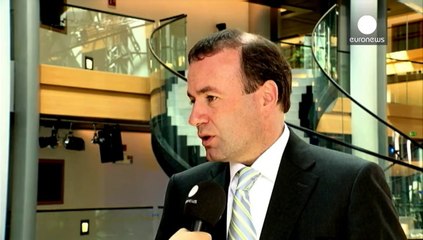 Europarlamento, la grande coalizione supera il test. Schulz fa il bis