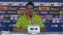 Goleiro explica choro de jogadores contra o Chile