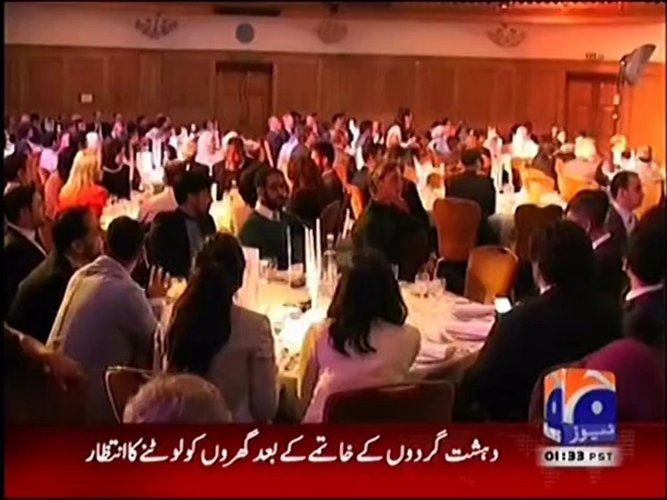 Boxing champion Amir Khan calls for help of Pakistani IDPs from NWA