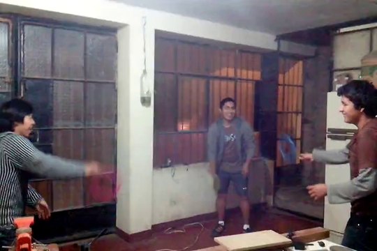 supuestamente haciendo tesis