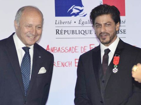 Shah Rukh Khan Received Top French Civilian award