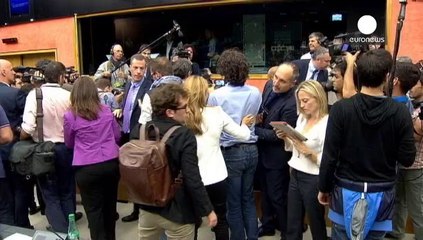 İtalya'da Renzi-Grillo çekişmesi