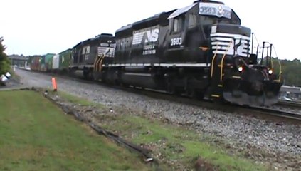 NS G9A Intermodal Train NB through Austell Ga.