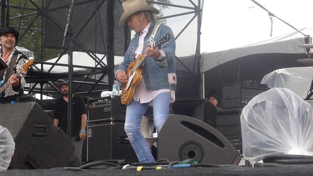 Dwight Yoakam - Dim Lights, Thick Smoke (Live in Houston - 2014) HQ #FPSF