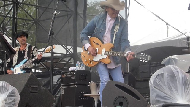 Dwight Yoakam - Please, Please Baby (Live in Houston - 2014) HQ #FPSF