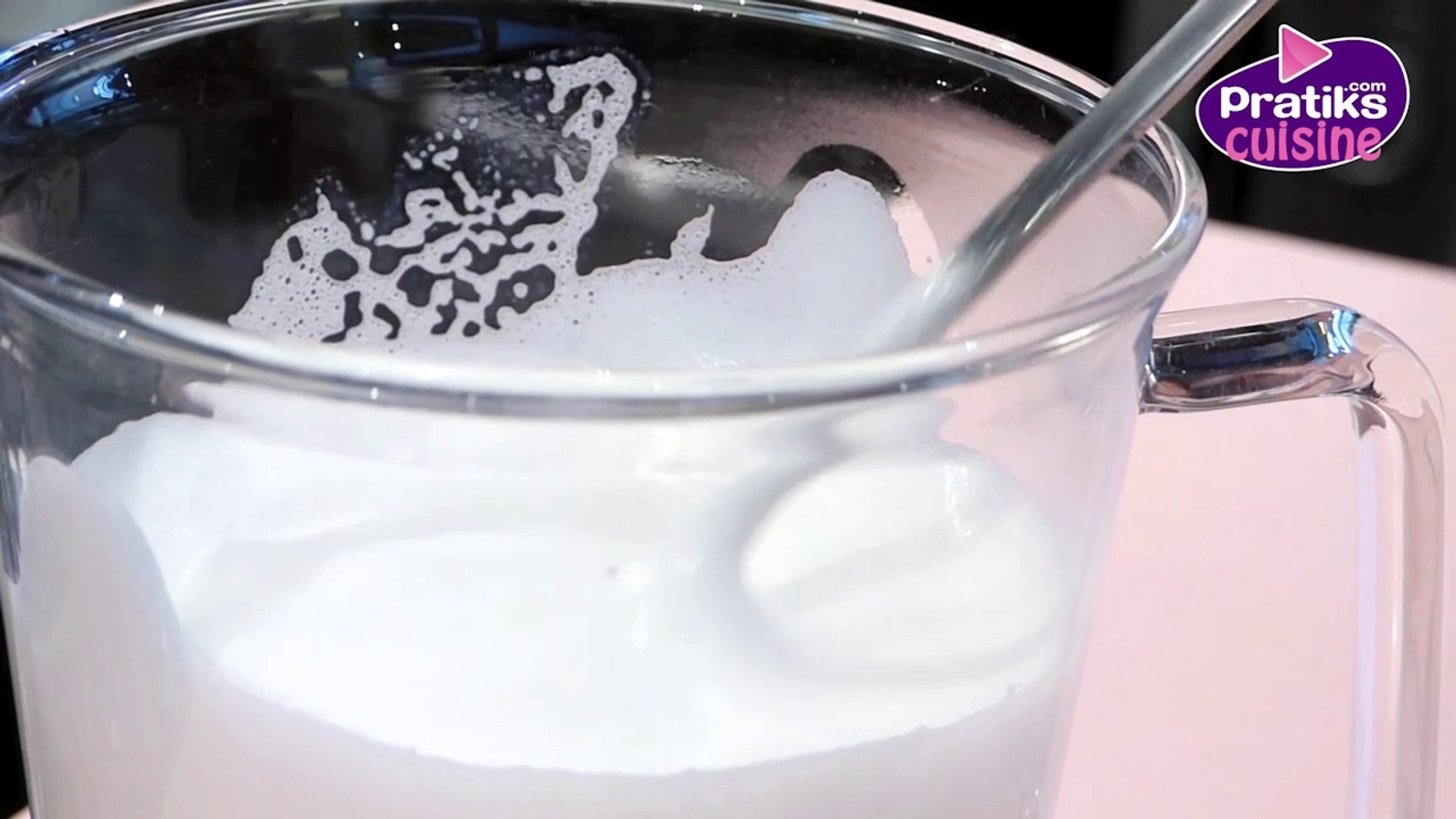 Les techniques de Barista - Comment faire une belle mousse de lait 