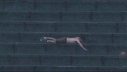 Crazy Fan swimming at Wrigley Field! Hilarious...