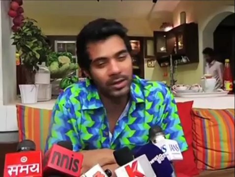 Kumkum Bhagya : Abhi turns out of control