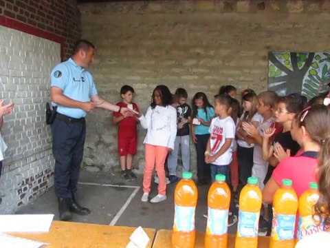 Mouy : Les enfants de l'école Floury décrochent leur permis piéton