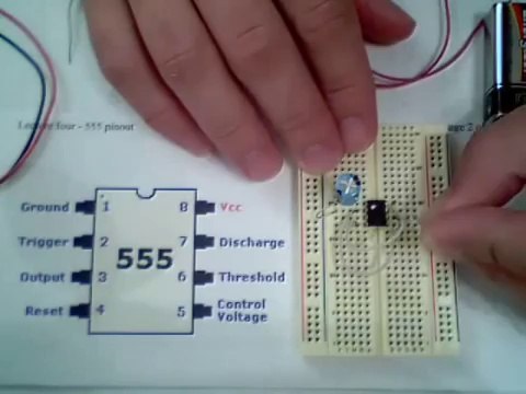 555 LED Flasher timer on Breadboard