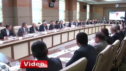 Vekiller birbirine girdi