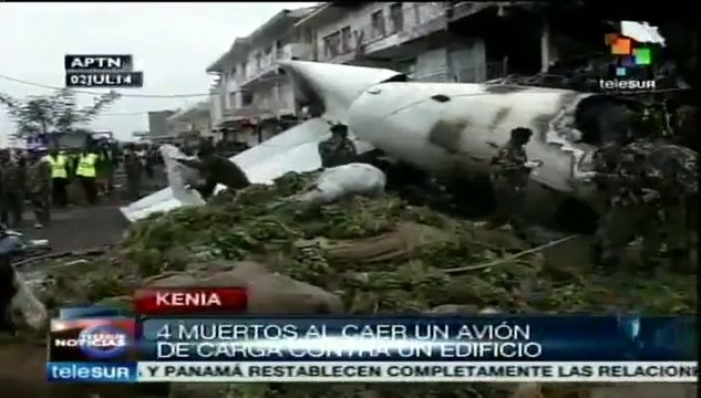 Kenia: Mueren cuatro personas al caer un avión de carga en Nairobi
