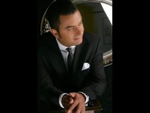 Bekir Ünlüataer - Unutulmaz adınla dudakta kal sevgilim