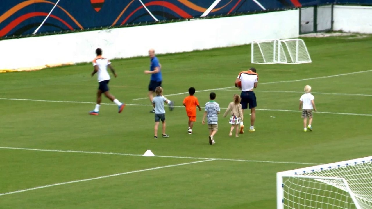 WM 2014: Van Persie als Babysitter