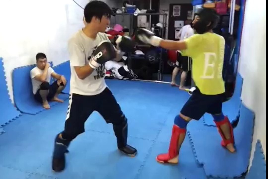 Tacky vs Kose 2
