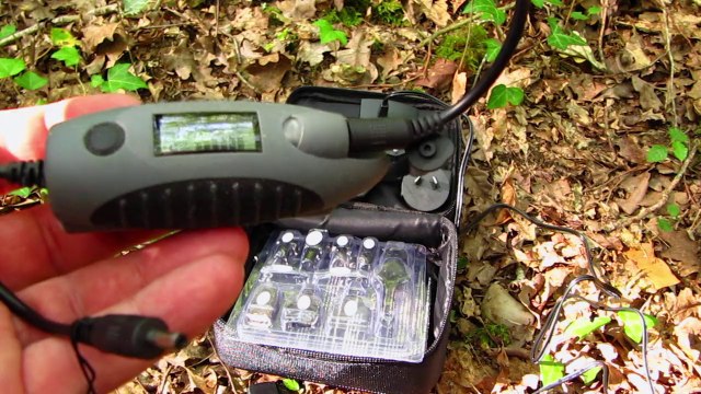 Le chargeur solaire power monkey explorer traveller - Mrlxp