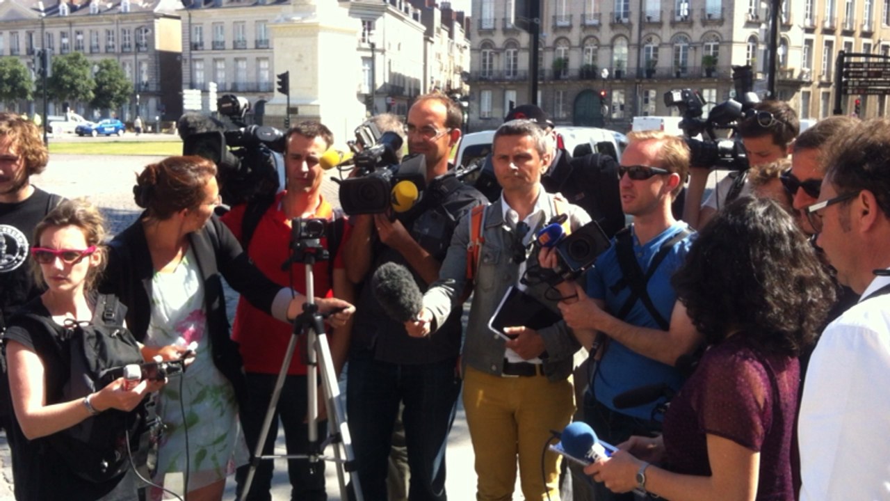 Alain Juppé, le maire de Bordeaux à Nantes