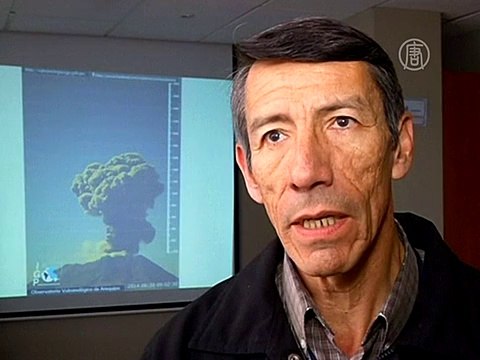 Вулкан Убинас в Перу выбросил пепел на 3,5 км