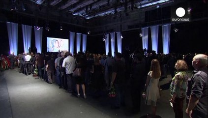 Funerali a Mosca per il cameraman ucciso in Ucraina