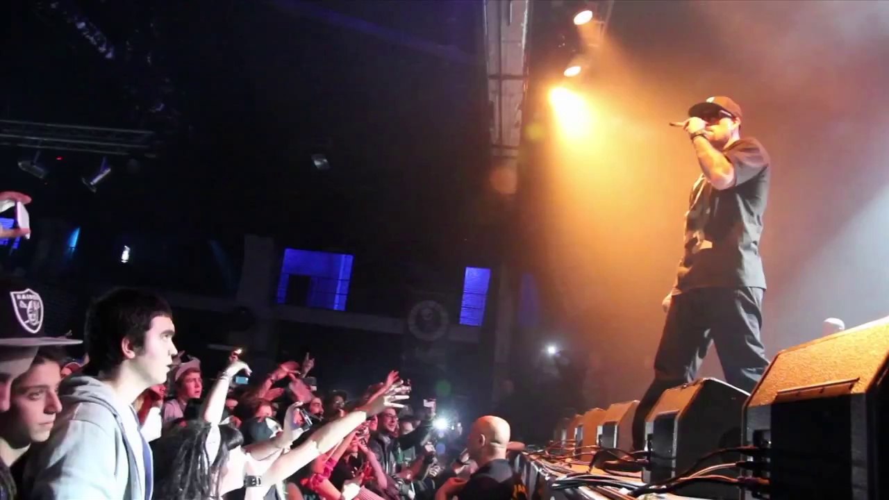 B-Real, Xzibit & Demrick Live @ "Serial Killers" Tour, Sala Razzmatazz, Barcelona, Spain, 03-30-2014 Pt.1