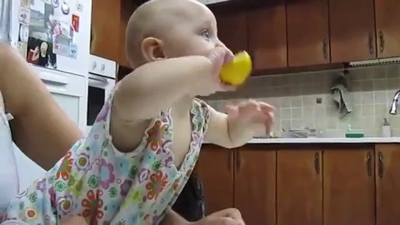 Limon Nasıl yenirmiş İzleyin öğrenin :))