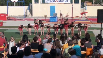 Gala 2014 : Le plus grand cabaret du monde - Groupe Team Festigym