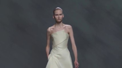 "CHRISTIAN DIOR" Haute Couture Autumn Winter 2013 2014 Paris by Fashion Channel